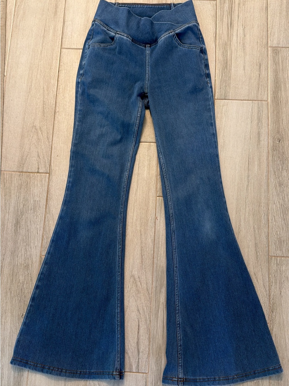 HALARA Dark Blue High-Rise Flare Jeans